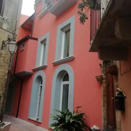 Il Melograno La Casa Nel Vicoletto Villa Lanciano Exterior photo