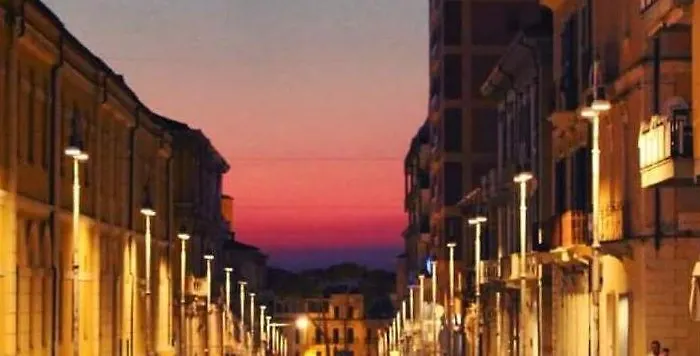 Il Melograno La Casa Nel Vicoletto